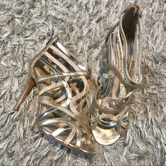COACH GOLD SNAKE SHIMMER SANDALS - Picture 4 of 8